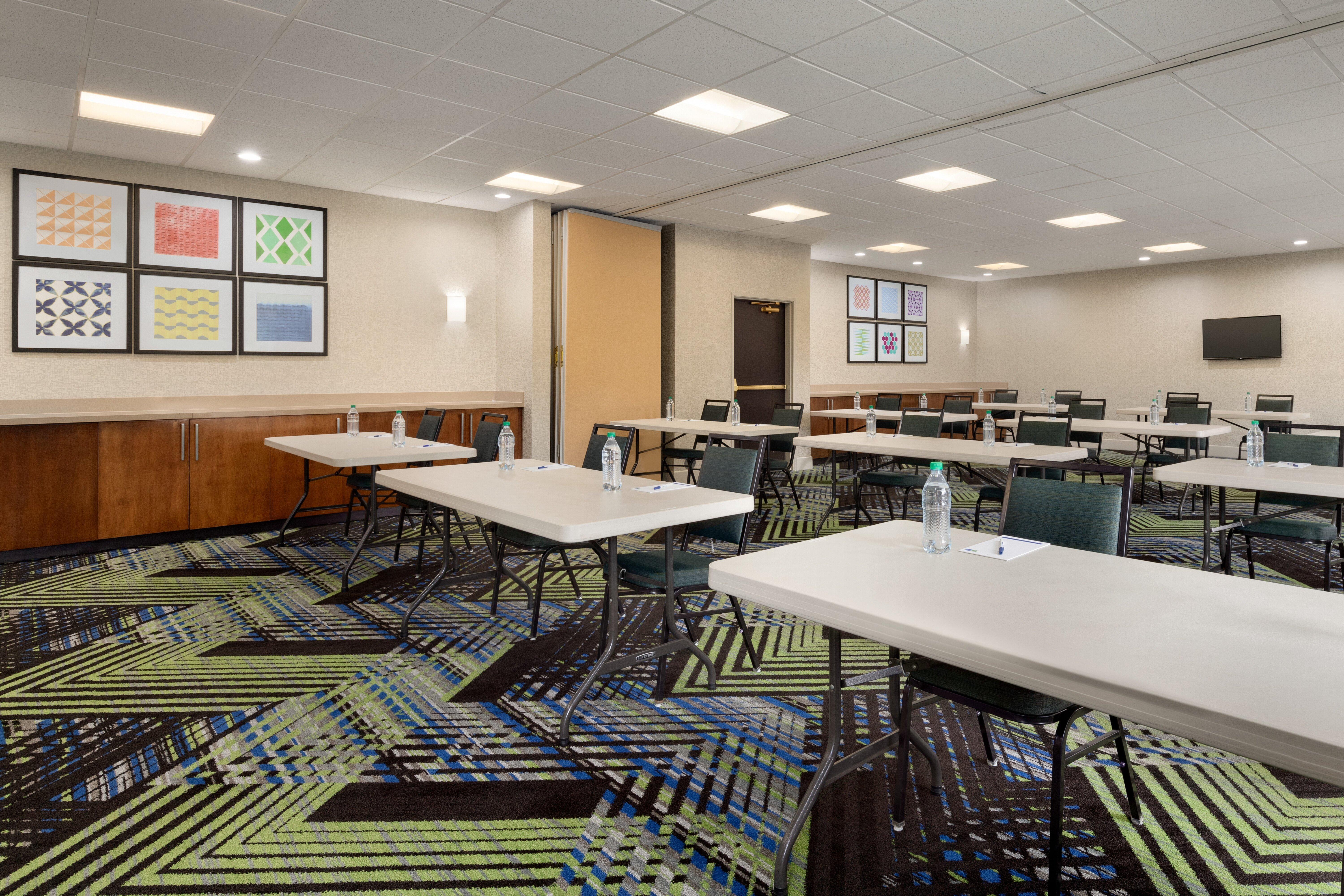 Express & - Area By Ihg Auburn