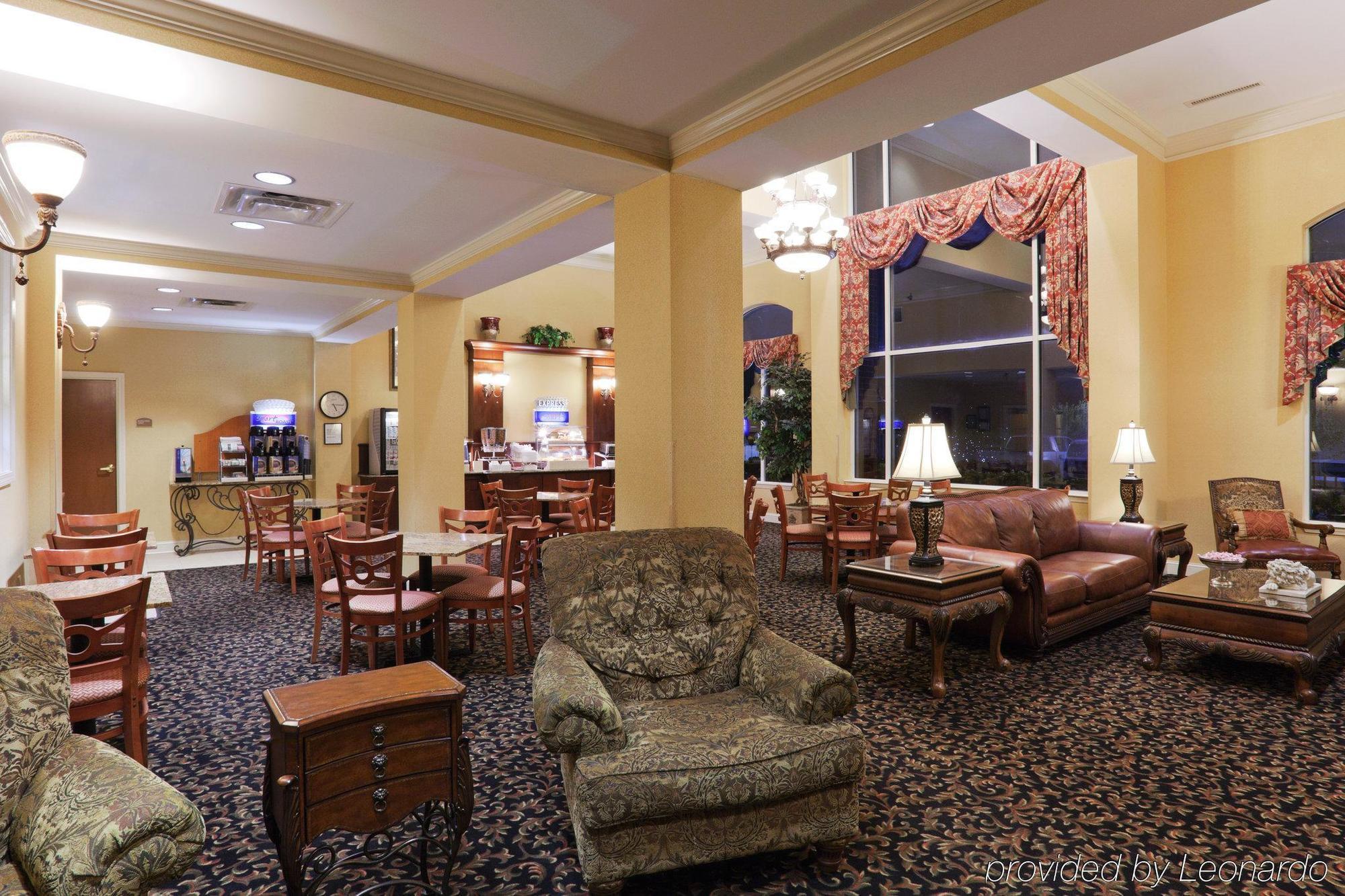 Hotel Express & - Area By Ihg