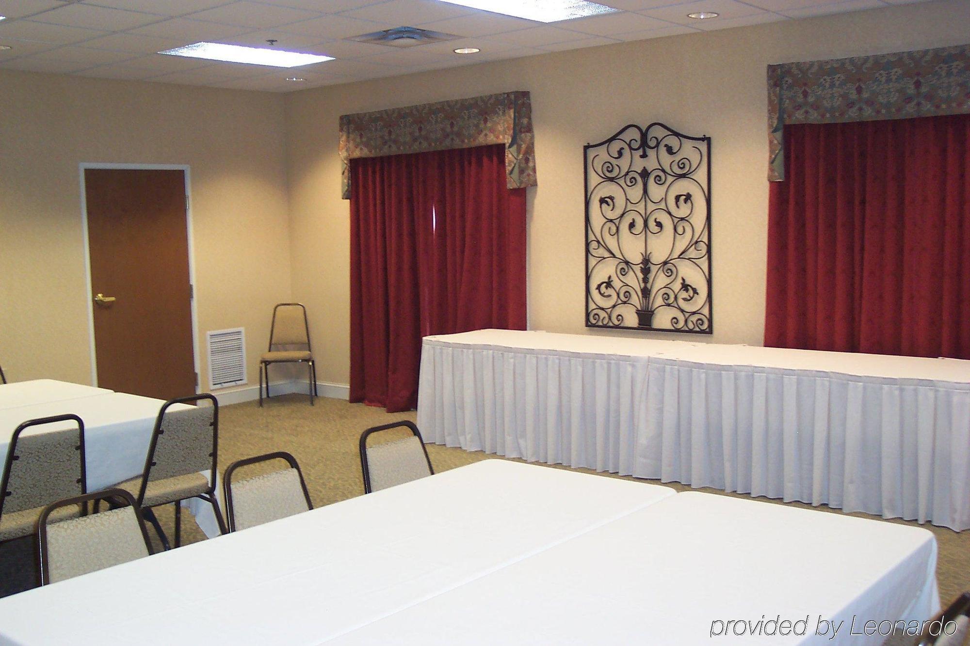Express & - Area By Ihg Auburn